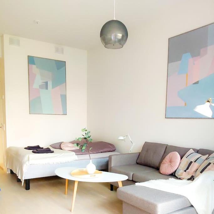 New Studio Pastel Near Helsinki Airport In Kivistoe 万塔 外观 照片
